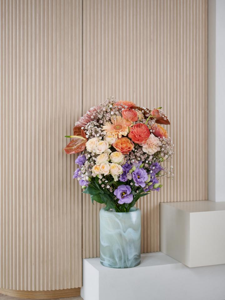 boeket ranonkel gipskruid anthurium bloemen trend