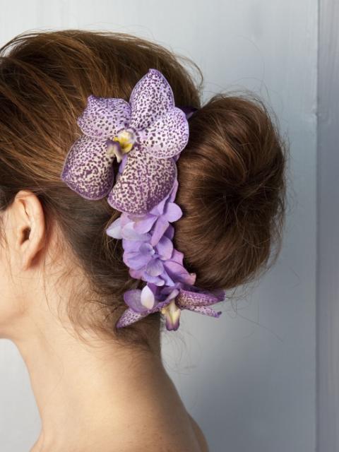 Draag een Phalaenopsis in je haar in feestmaand december